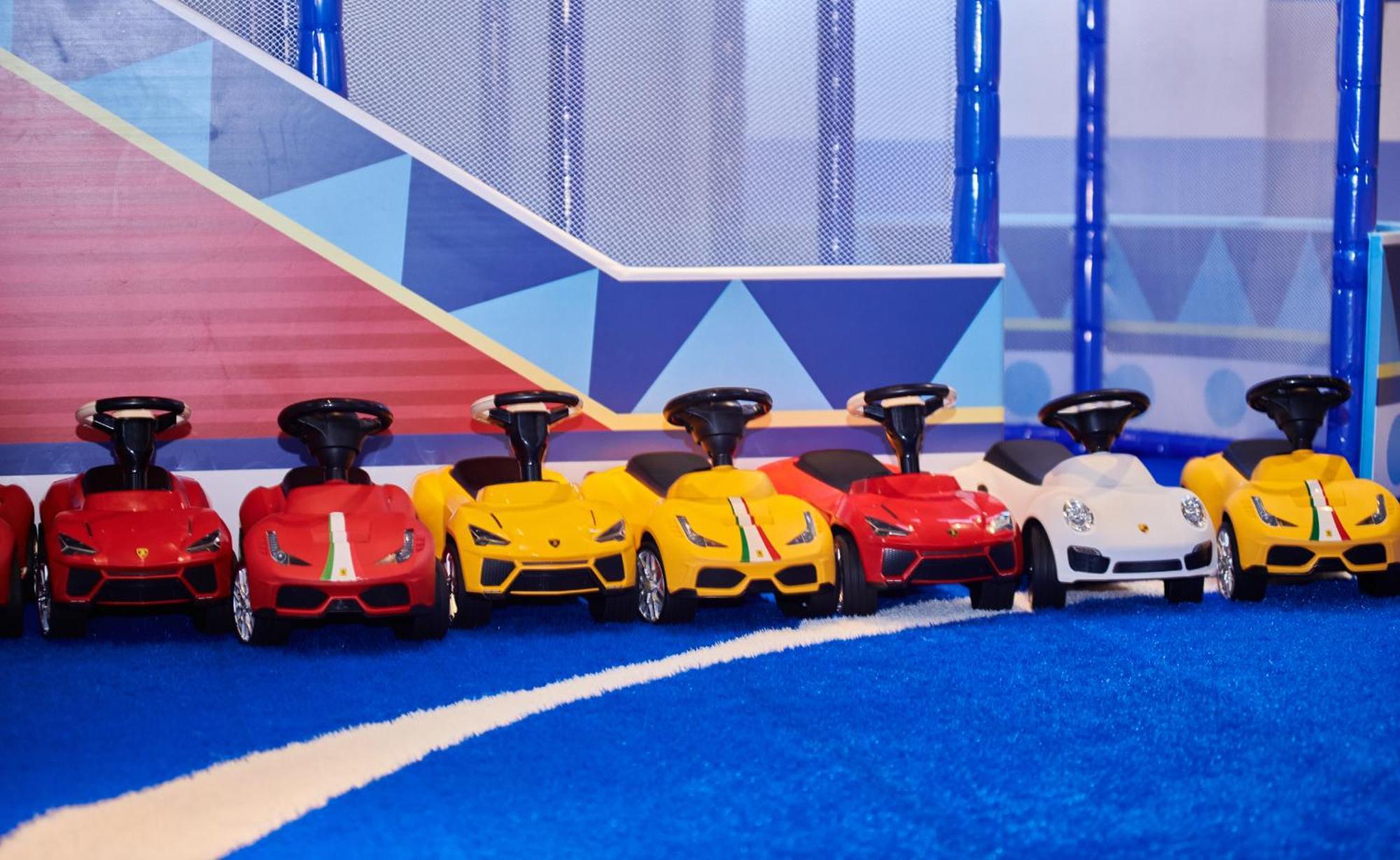 Kenting Grand Bay Resort Hotel Heng-ch'un Exterior foto Battery-powered ride-on cars