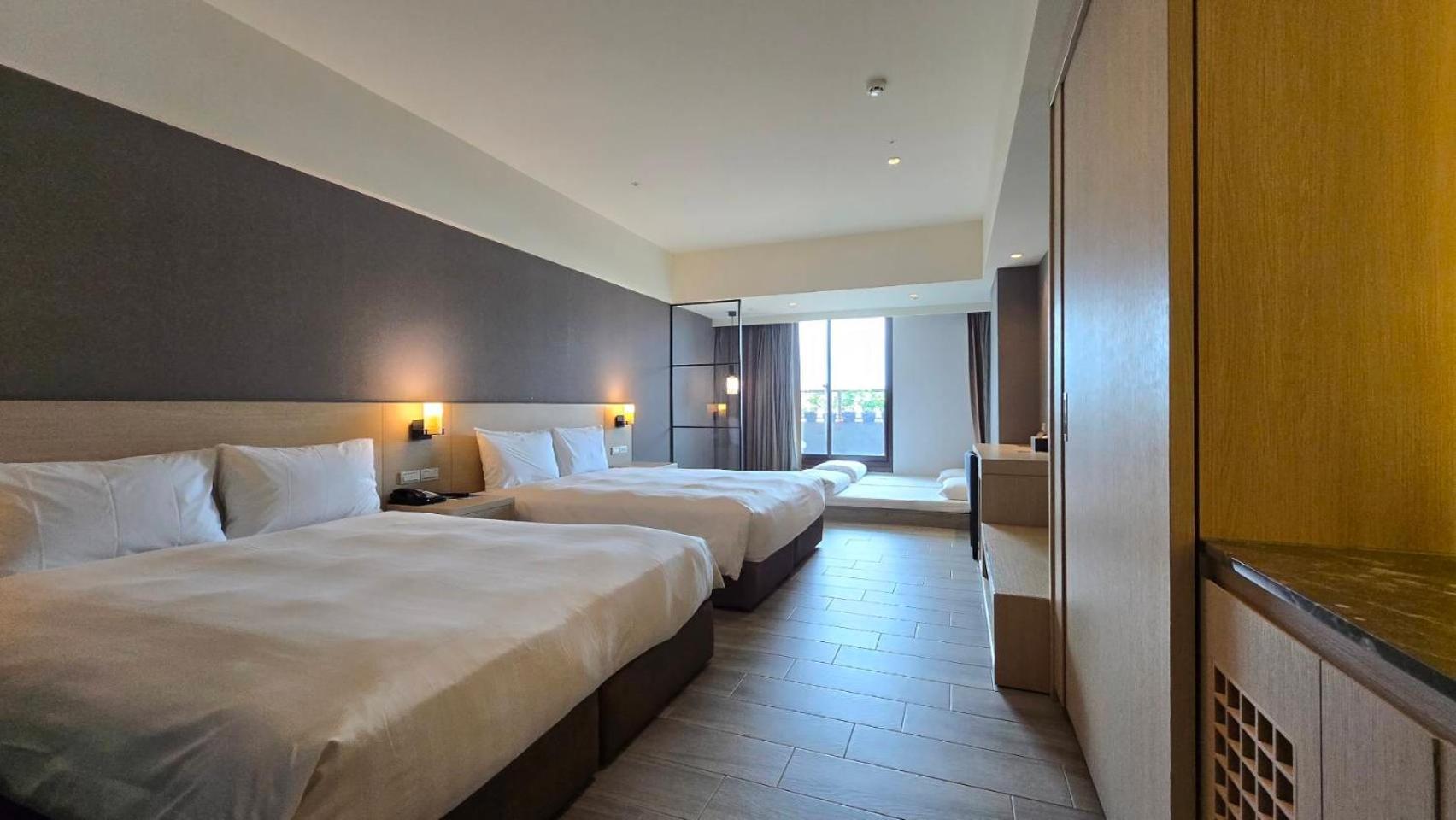 Kenting Grand Bay Resort Hotel Heng-ch'un Exterior foto Deluxe Family Room