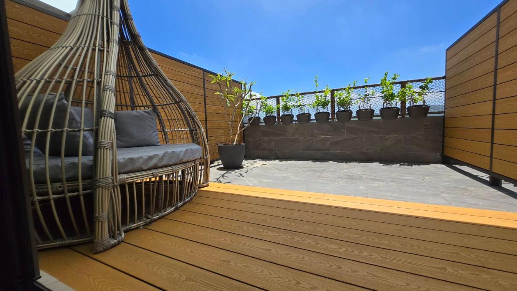 Kenting Grand Bay Resort Hotel Heng-ch'un Exterior foto Composite wood